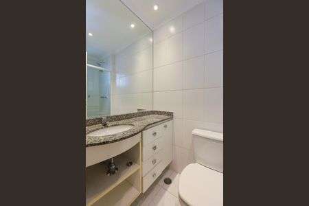 Apartamento para alugar com 84m², 2 quartos e 2 vagas Apartamento para alugar com 84m², 2 quartos e 2 vagasBanheiro da Suíte