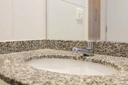 Apartamento para alugar com 84m², 2 quartos e 2 vagas Apartamento para alugar com 84m², 2 quartos e 2 vagasBanheiro da Suíte