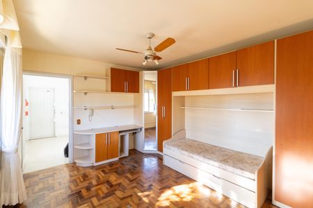 Sala/Quarto de kitnet/studio para alugar com 1 quarto, 30m² em Partenon, Porto Alegre