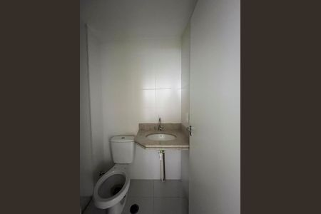 Apartamento à venda com 48m², 2 quartos e sem vaga Apartamento à venda com 48m², 2 quartos e sem vagaBanheiro