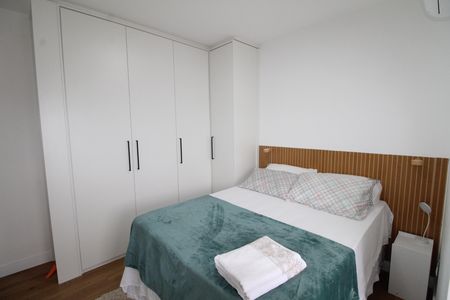 Apartamento para alugar com 54m², 2 quartos e 1 vagaSuíte