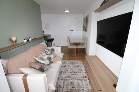 Apartamento para alugar com 54m², 2 quartos e 1 vagaSala