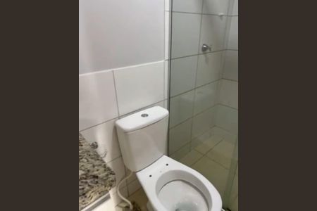 Banheiro de apartamento para alugar com 2 quartos, 54m² em Parque Oeste Industrial, Goiânia