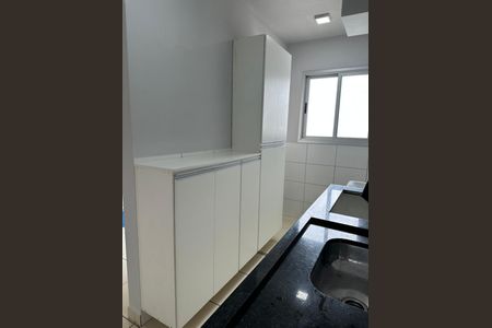 Cozinha de apartamento para alugar com 2 quartos, 54m² em Parque Oeste Industrial, Goiânia