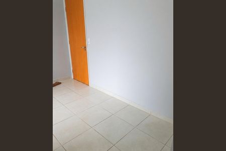 Sala de apartamento para alugar com 2 quartos, 54m² em Parque Oeste Industrial, Goiânia