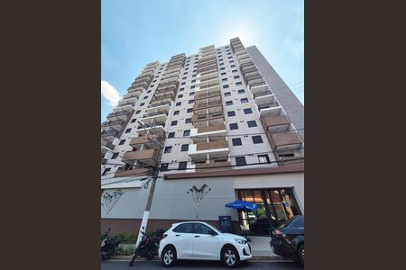 Studio à venda com 27m², 1 quarto e sem vaga Studio à venda com 27m², 1 quarto e sem vagaFachada
