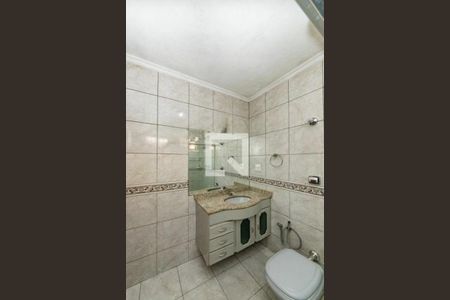 Casa à venda com 460m², 3 quartos e 2 vagas Casa à venda com 460m², 3 quartos e 2 vagasBanheiro