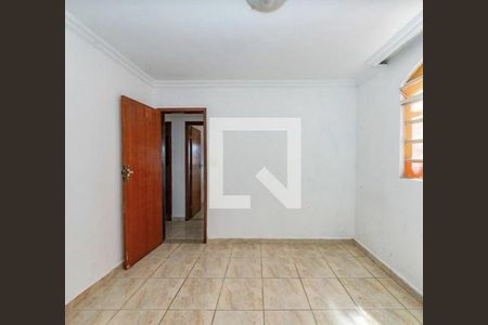 Casa à venda com 460m², 3 quartos e 2 vagas Casa à venda com 460m², 3 quartos e 2 vagasQuarto