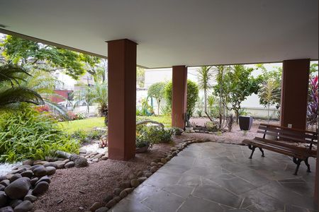 Apartamento à venda com 105m², 2 quartos e sem vagaÁrea comum