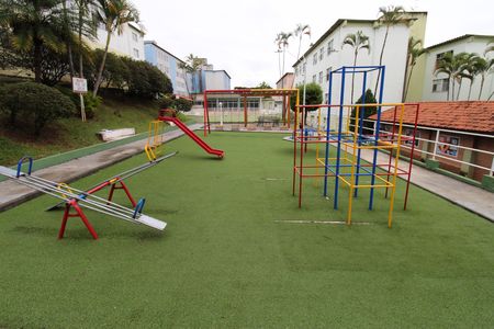 Apartamento para alugar com 54m², 2 quartos e 1 vagaÁrea comum - Playground