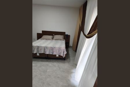 Casa para alugar com 700m², 4 quartos e 4 vagas Casa para alugar com 700m², 4 quartos e 4 vagasQuarto