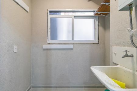 Apartamento para alugar com 71m², 3 quartos e 1 vagaÁrea de Serviço