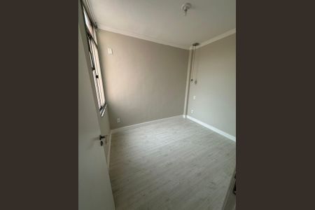 Quarto de apartamento para alugar com 2 quartos, 45m² em Vila Valqueire, Rio de Janeiro