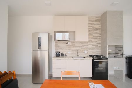 Apartamento à venda com 44m², 2 quartos e sem vagaÁrea comum