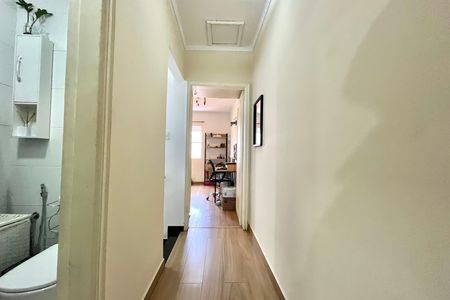 Casa à venda com 71m², 2 quartos e 1 vaga Casa à venda com 71m², 2 quartos e 1 vagaCorredor