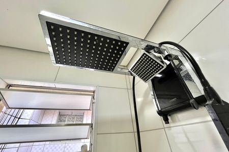 Casa à venda com 71m², 2 quartos e 1 vaga Casa à venda com 71m², 2 quartos e 1 vagaBanheiro de serviço