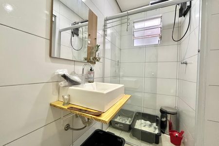 Casa à venda com 71m², 2 quartos e 1 vaga Casa à venda com 71m², 2 quartos e 1 vagaBanheiro de serviço