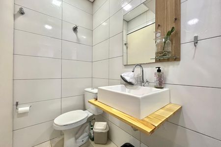 Casa à venda com 71m², 2 quartos e 1 vaga Casa à venda com 71m², 2 quartos e 1 vagaBanheiro de serviço