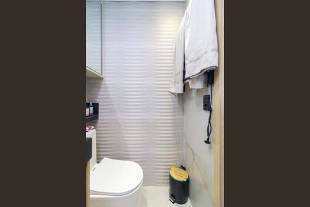 Apartamento à venda com 27m², 1 quarto e sem vaga Apartamento à venda com 27m², 1 quarto e sem vagaSuíte - Banheiro