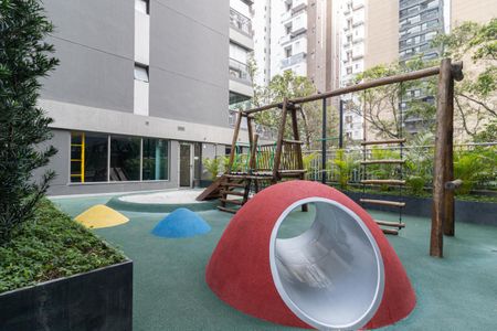 Studio à venda com 25m², 1 quarto e sem vaga Studio à venda com 25m², 1 quarto e sem vagaÁrea comum - Playground