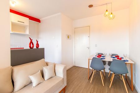 Sala de apartamento para alugar com 2 quartos, 43m² em Jardim da Gloria, Cotia