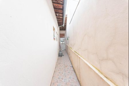 Casa à venda com 160m², 3 quartos e 2 vagas Casa à venda com 160m², 3 quartos e 2 vagasQuintal