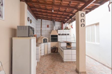 Casa à venda com 160m², 3 quartos e 2 vagas Casa à venda com 160m², 3 quartos e 2 vagasEspaço Gourmet