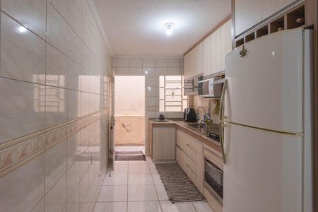 Casa à venda com 160m², 3 quartos e 2 vagas Casa à venda com 160m², 3 quartos e 2 vagasCozinha