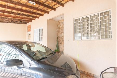 Casa à venda com 160m², 3 quartos e 2 vagas Casa à venda com 160m², 3 quartos e 2 vagasGaragem