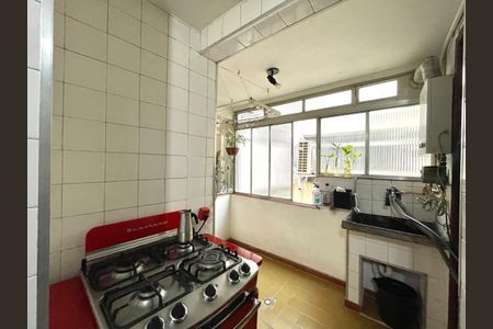 Apartamento à venda com 63m², 2 quartos e sem vaga Apartamento à venda com 63m², 2 quartos e sem vagaCozinha