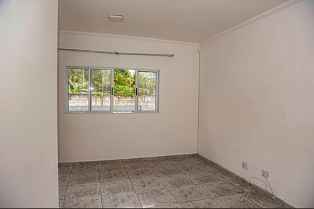 Sala de casa para alugar com 2 quartos, 108m² em Estância Paraíso, Itaquaquecetuba