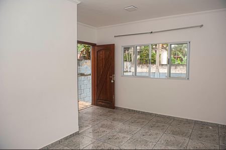 Sala de casa para alugar com 2 quartos, 108m² em Estância Paraíso, Itaquaquecetuba