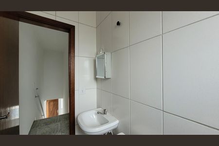 Casa para alugar com 108m², 2 quartos e 3 vagas Casa para alugar com 108m², 2 quartos e 3 vagasBanheiro - Piso superior
