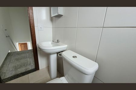 Casa para alugar com 108m², 2 quartos e 3 vagas Casa para alugar com 108m², 2 quartos e 3 vagasBanheiro - Piso superior