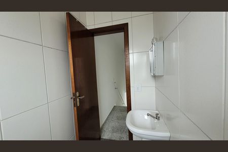 Casa para alugar com 108m², 2 quartos e 3 vagas Casa para alugar com 108m², 2 quartos e 3 vagasBanheiro - Piso superior