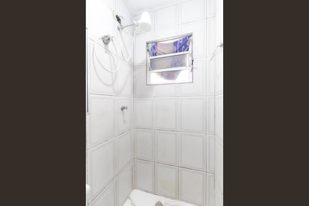 Casa de condomínio à venda com 42m², 2 quartos e 1 vaga Casa de condomínio à venda com 42m², 2 quartos e 1 vagaBanheiro