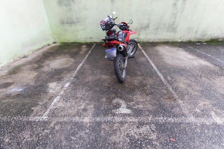 Casa de condomínio à venda com 42m², 2 quartos e 1 vaga Casa de condomínio à venda com 42m², 2 quartos e 1 vagaVaga