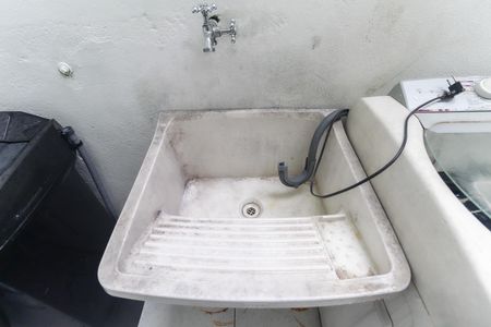 Casa de condomínio à venda com 42m², 2 quartos e 1 vaga Casa de condomínio à venda com 42m², 2 quartos e 1 vagaÁrea de Serviço