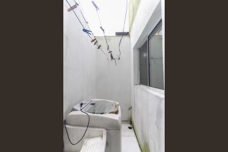 Casa de condomínio à venda com 42m², 2 quartos e 1 vaga Casa de condomínio à venda com 42m², 2 quartos e 1 vagaÁrea de Serviço