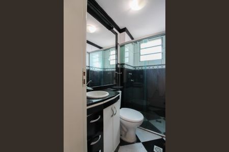 Apartamento à venda com 64m², 3 quartos e 1 vaga Apartamento à venda com 64m², 3 quartos e 1 vagaBanheiro Social