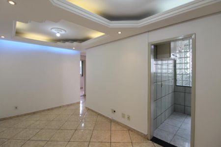 Sala  de apartamento à venda com 3 quartos, 64m² em São João Batista, Belo Horizonte