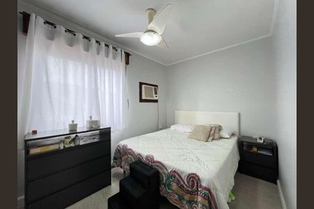Quarto  de apartamento para alugar com 2 quartos, 52m² em São Sebastião, Porto Alegre