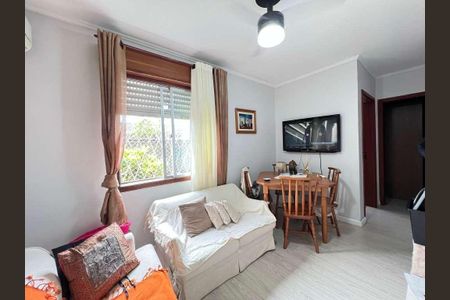 Sala de apartamento para alugar com 2 quartos, 52m² em São Sebastião, Porto Alegre