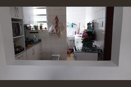 Cozinha de apartamento para alugar com 2 quartos, 52m² em São Sebastião, Porto Alegre