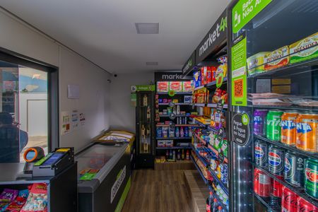 Apartamento para alugar com 41m², 2 quartos e 1 vaga Apartamento para alugar com 41m², 2 quartos e 1 vagaÁrea comum - Mini Mercado