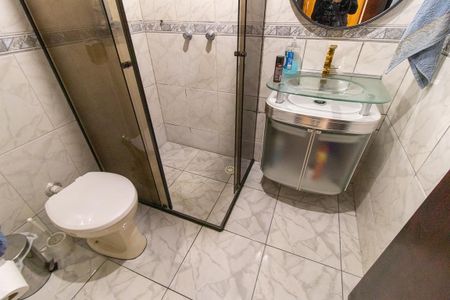 Casa de condomínio para alugar com 83m², 3 quartos e 1 vaga Casa de condomínio para alugar com 83m², 3 quartos e 1 vagaBanheiro da Suíte
