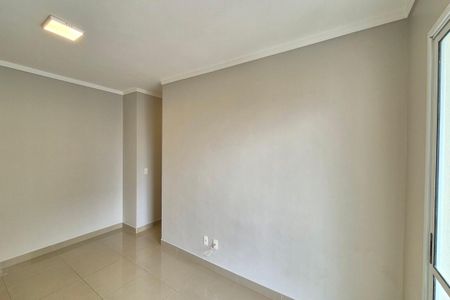 Sala de apartamento para alugar com 2 quartos, 65m² em Jardim Santa Eudoxia, Campinas