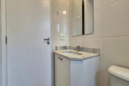 Apartamento para alugar com 65m², 2 quartos e 1 vaga Apartamento para alugar com 65m², 2 quartos e 1 vagaBanheiro