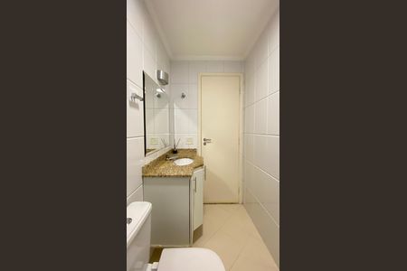 Apartamento à venda com 82m², 3 quartos e 2 vagasBanheiro Social