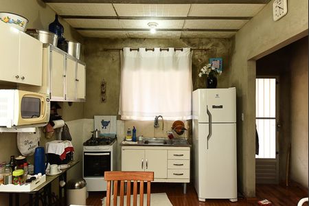 Casa à venda com 432m², 4 quartos e 3 vagas Casa à venda com 432m², 4 quartos e 3 vagasCozinha